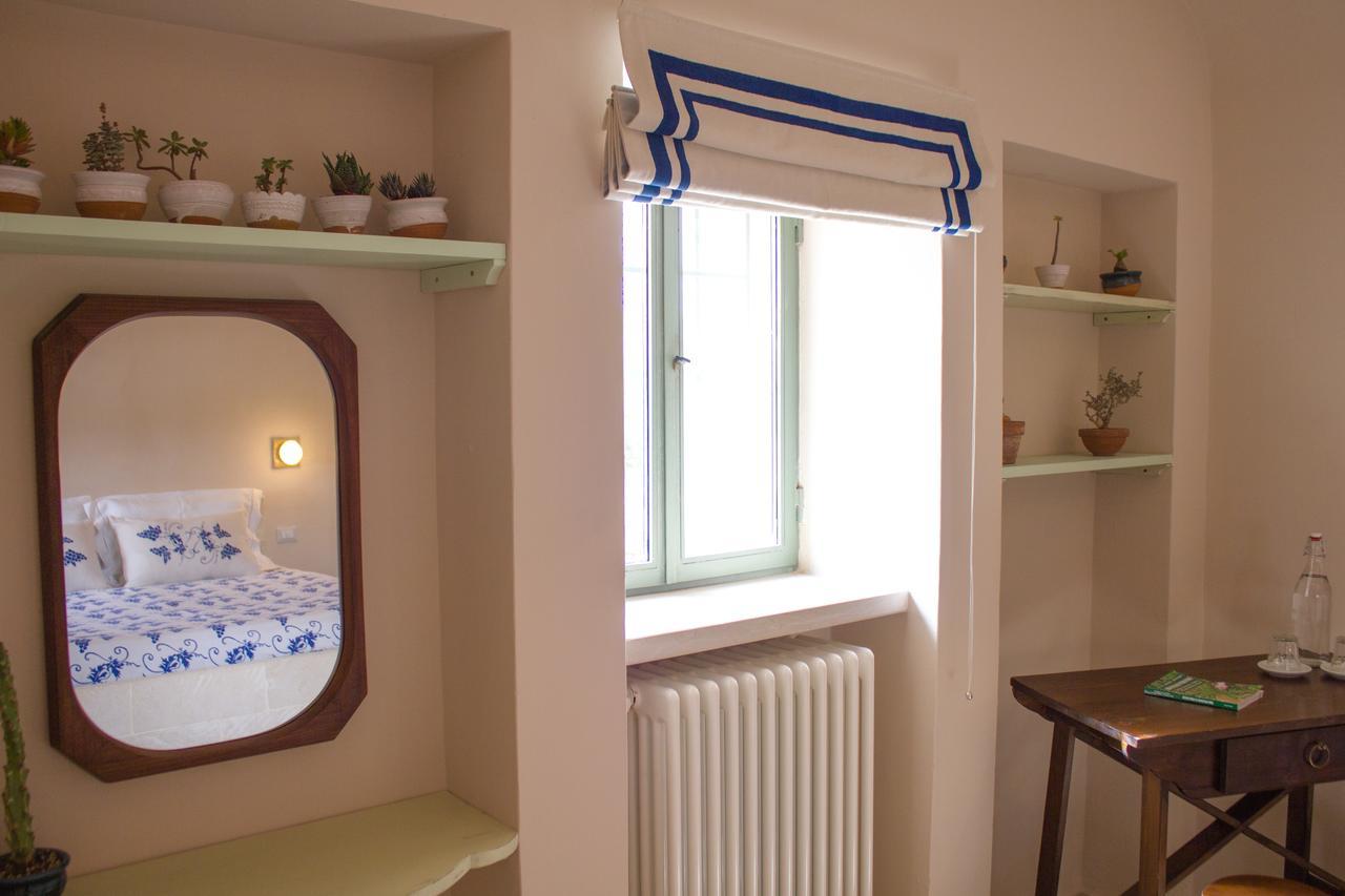 Regina Di Ulivi Bed & Breakfast Ostuni Eksteriør bilde